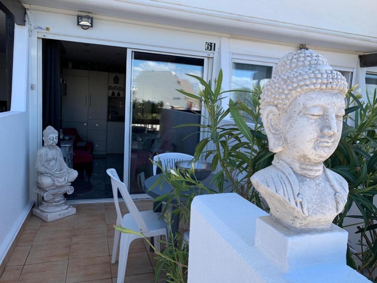 Le Boudha Love Agde Bagian luar foto
